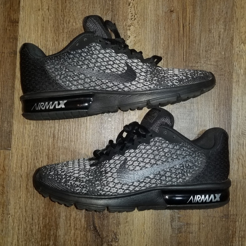 Nike Air Max Sequent 2